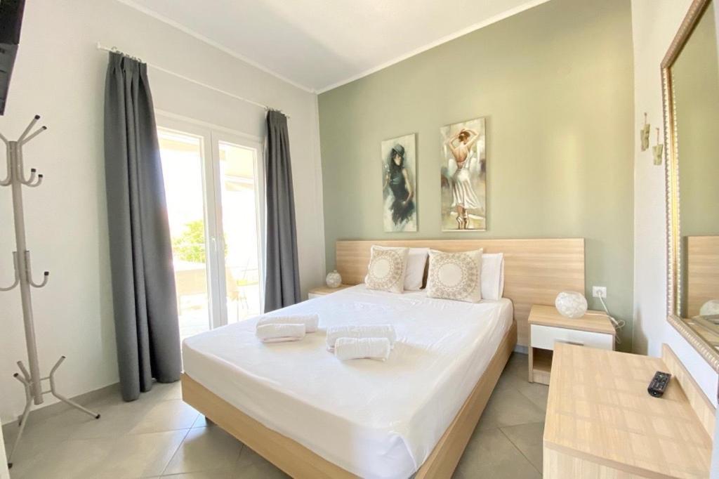 Mageiras Boutique Hotel Afytos Buitenkant foto